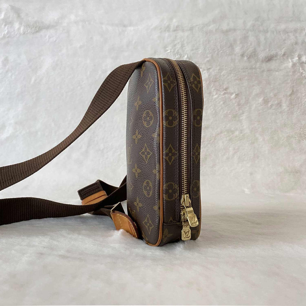 Louis Vuitton Monogram Pochette Gange