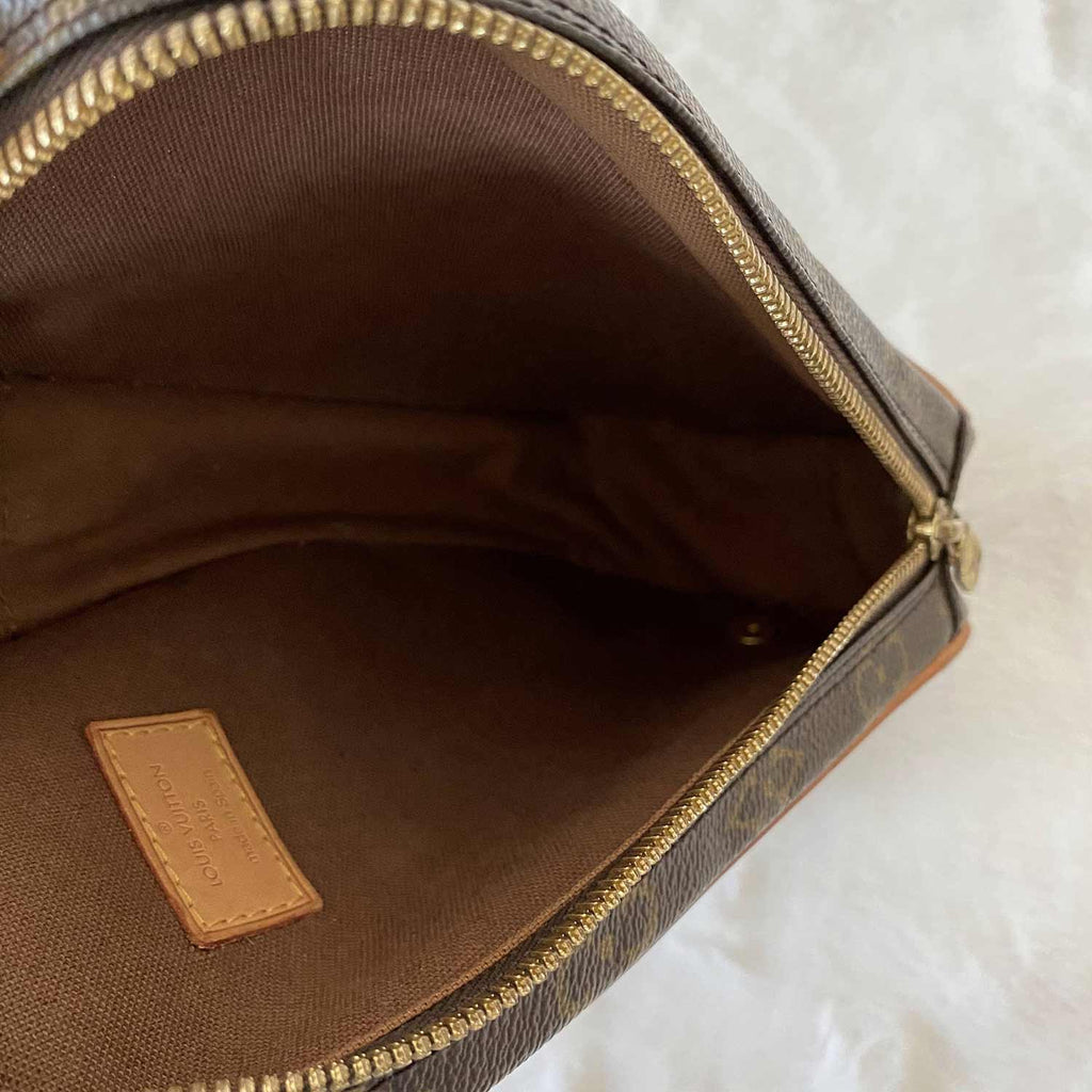 Louis Vuitton Monogram Pochette Gange