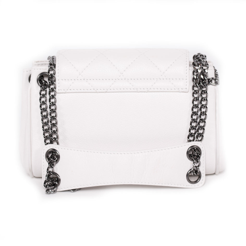 Chanel Caviar Accordion Flap Bag Bags Chanel - Shop authentic new pre-owned designer brands online at Re-Vogue
