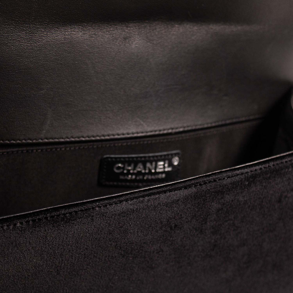 Chanel Medium Velvet Boy Bag Bags Chanel - Shop authentic new pre-owned designer brands online at Re-Vogue