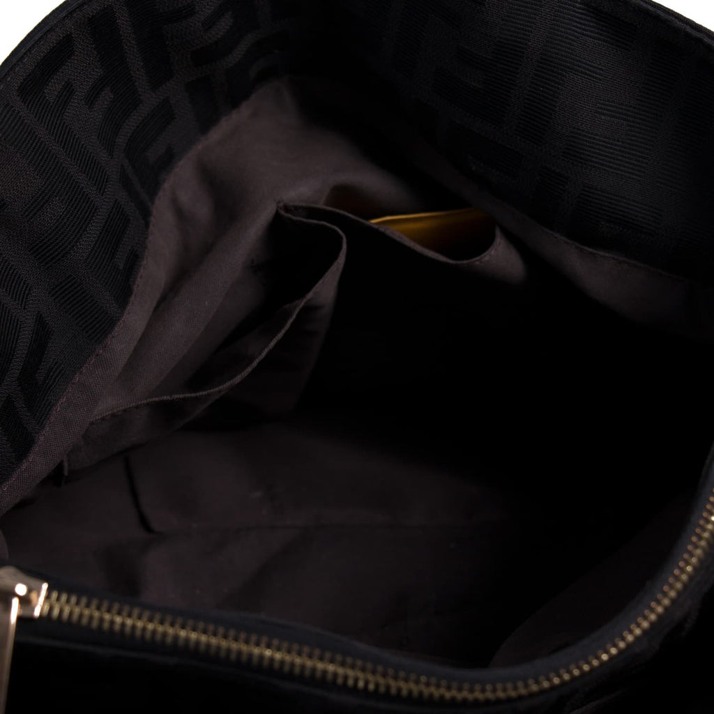 Fendi Mia Large Zucca Canvas Bag Bags Fendi - Shop authentic new pre-owned designer brands online at Re-Vogue