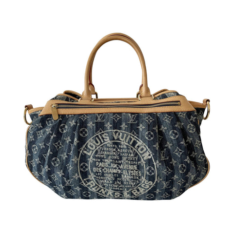 Prada Re-Edition 2005 Nylon Bag