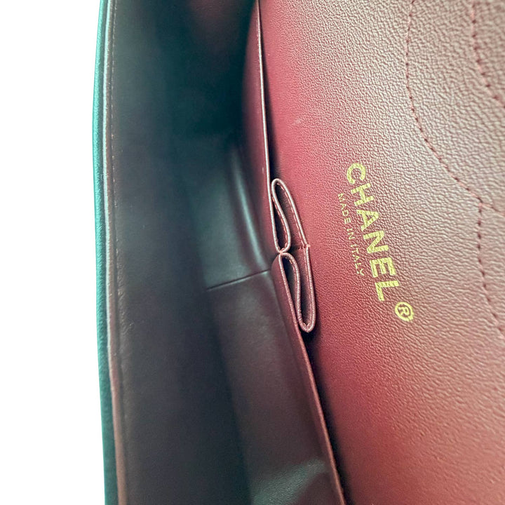 Chanel Classic Jumbo Double Flap Bag - revogue