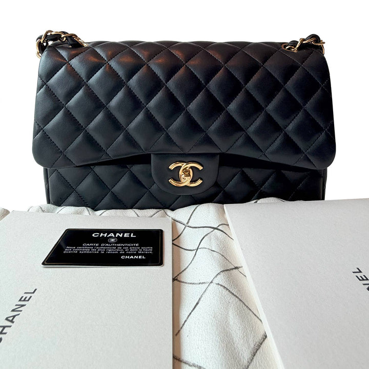 Chanel Classic Jumbo Double Flap Bag - revogue