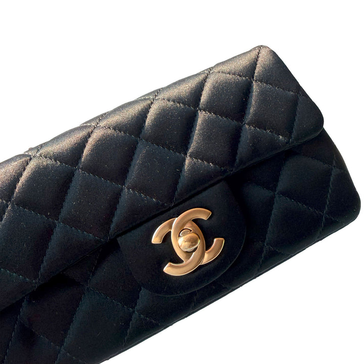 Chanel Mini Classic Rectangular Flap Bag - revogue