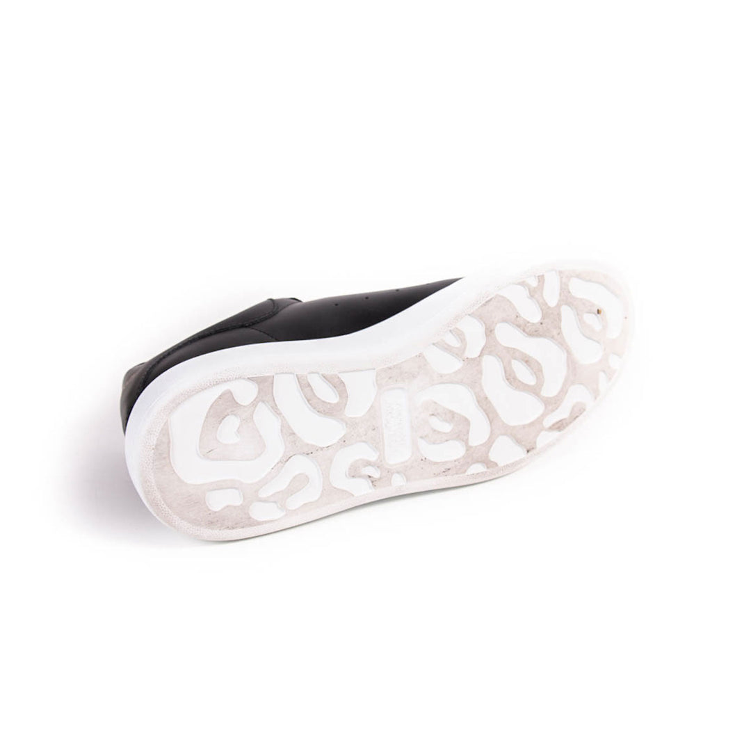 Alexander McQueen Oversized Sneakers Shoes Alexander McQueen - Shop authentic new pre-owned designer brands online at Re-Vogue