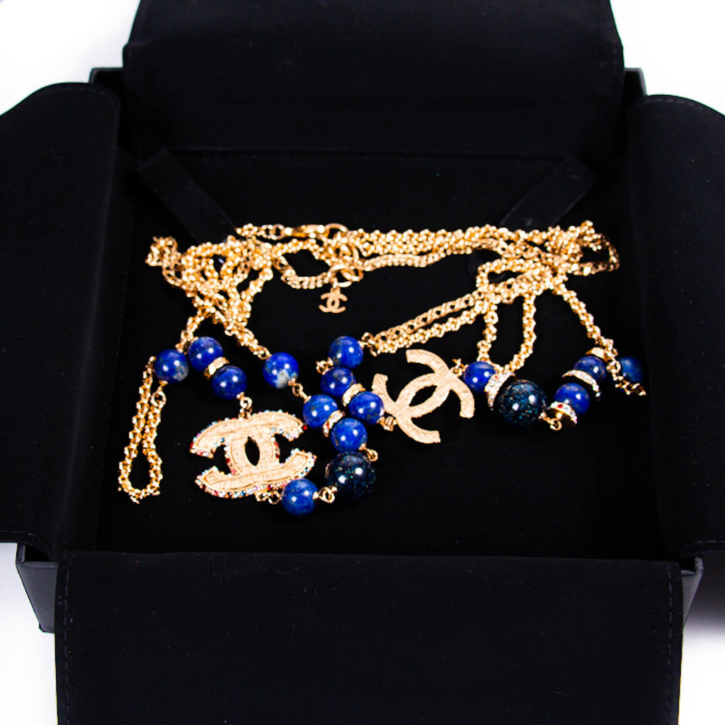 Chanel Pearl Crystal Long Necklace Accessories Chanel - Shop authentic new pre-owned designer brands online at Re-Vogue