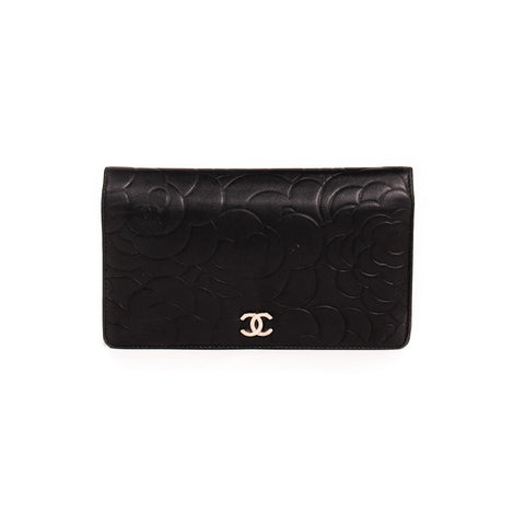 Chanel Luxe Ligne Wallet