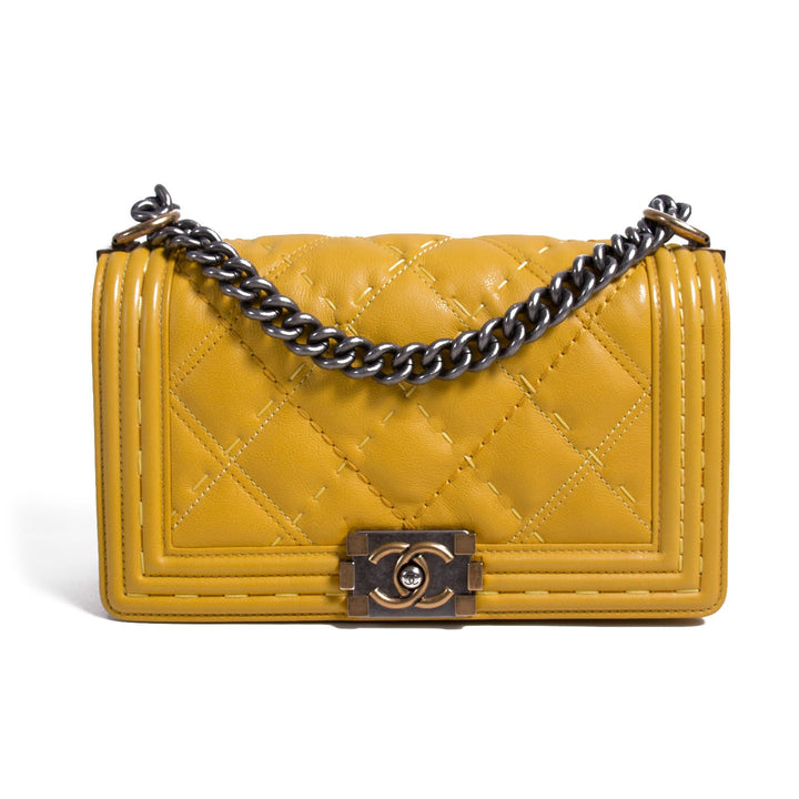 Chanel Medium Boy Bag Bags Chanel - Shop authentic new pre-owned designer brands online at Re-Vogue
