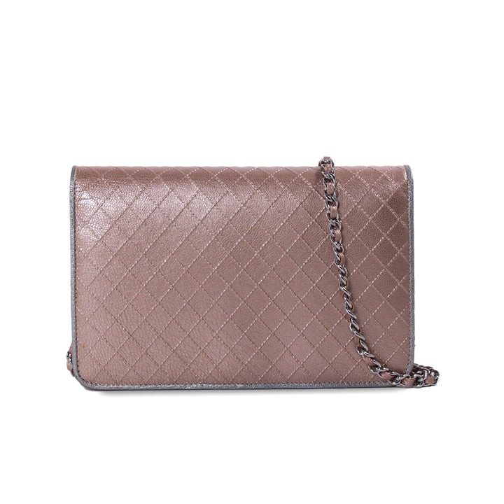 Chanel Diamond Stitch Wallet on Chain Bags Chanel - Shop authentic new pre-owned designer brands online at Re-Vogue