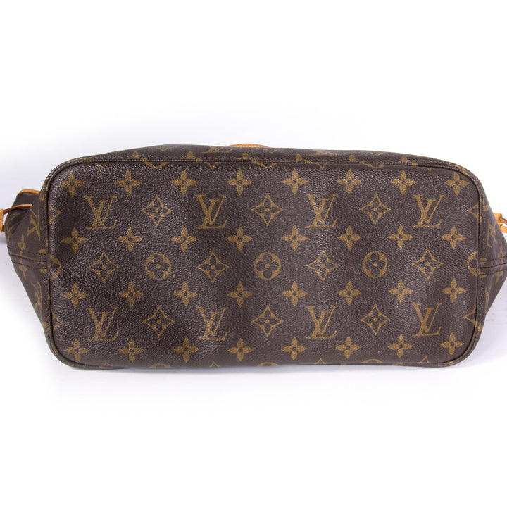 Louis Vuitton Neverfull MM - revogue