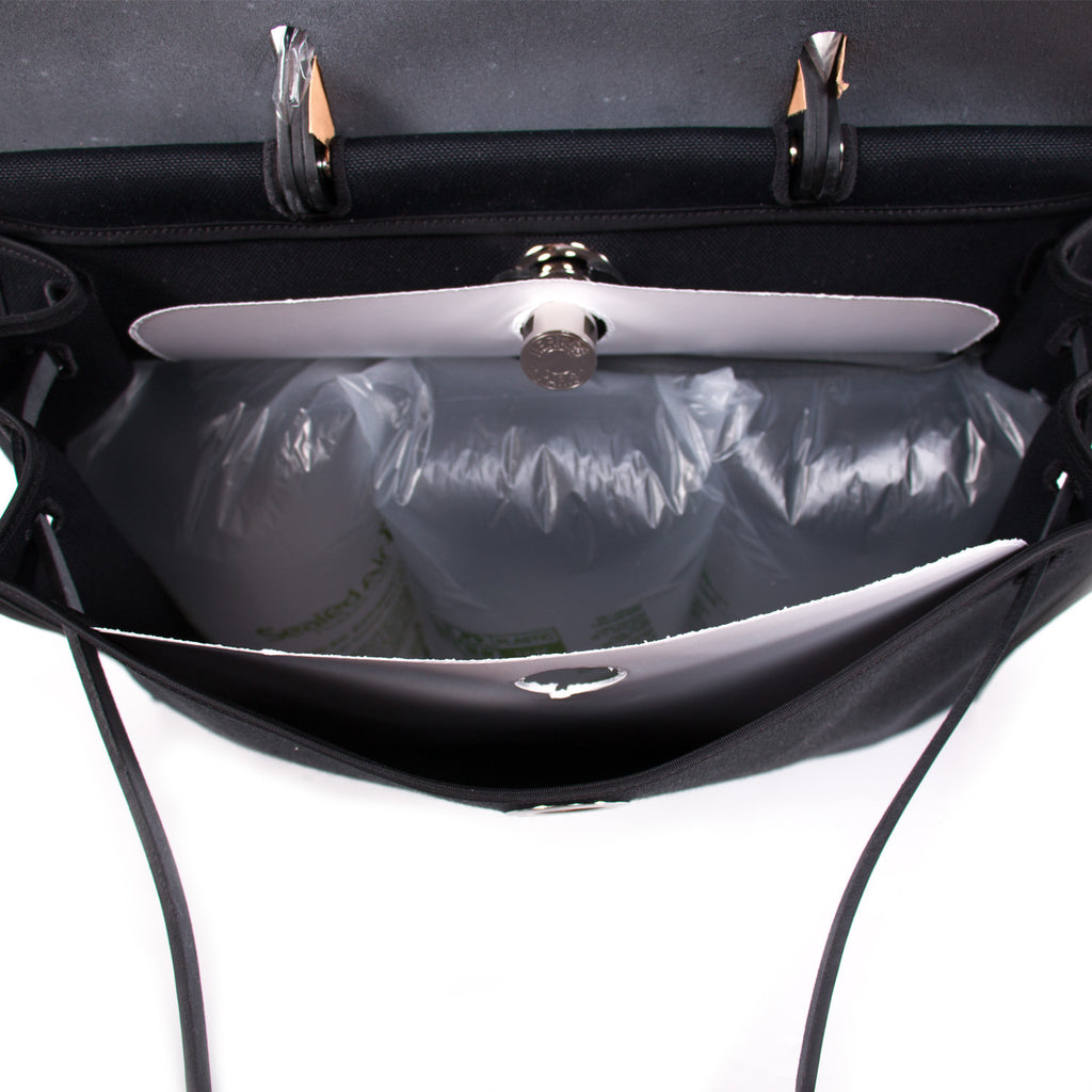Hermes Herbag Zip 39 Black Bags Hermès - Shop authentic new pre-owned designer brands online at Re-Vogue