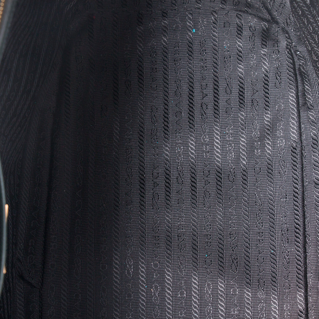 Prada Saffiano Lux Large Tote Bags Prada - Shop authentic new pre-owned designer brands online at Re-Vogue