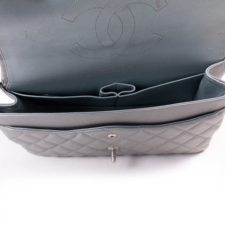 Chanel Classic Jumbo Double Flap Bag Bags Chanel - Shop authentic new pre-owned designer brands online at Re-Vogue