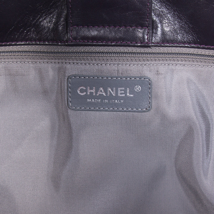 Chanel Ultra Soft Cerf Tote Bags Chanel - Shop authentic new pre-owned designer brands online at Re-Vogue