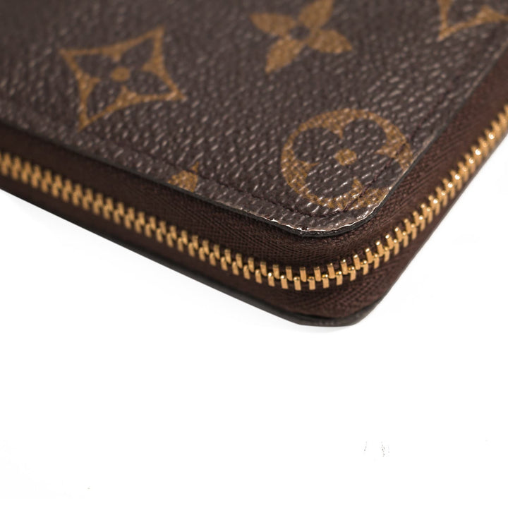 Louis Vuitton Zippy Coin Purse Accessories Louis Vuitton - Shop authentic new pre-owned designer brands online at Re-Vogue