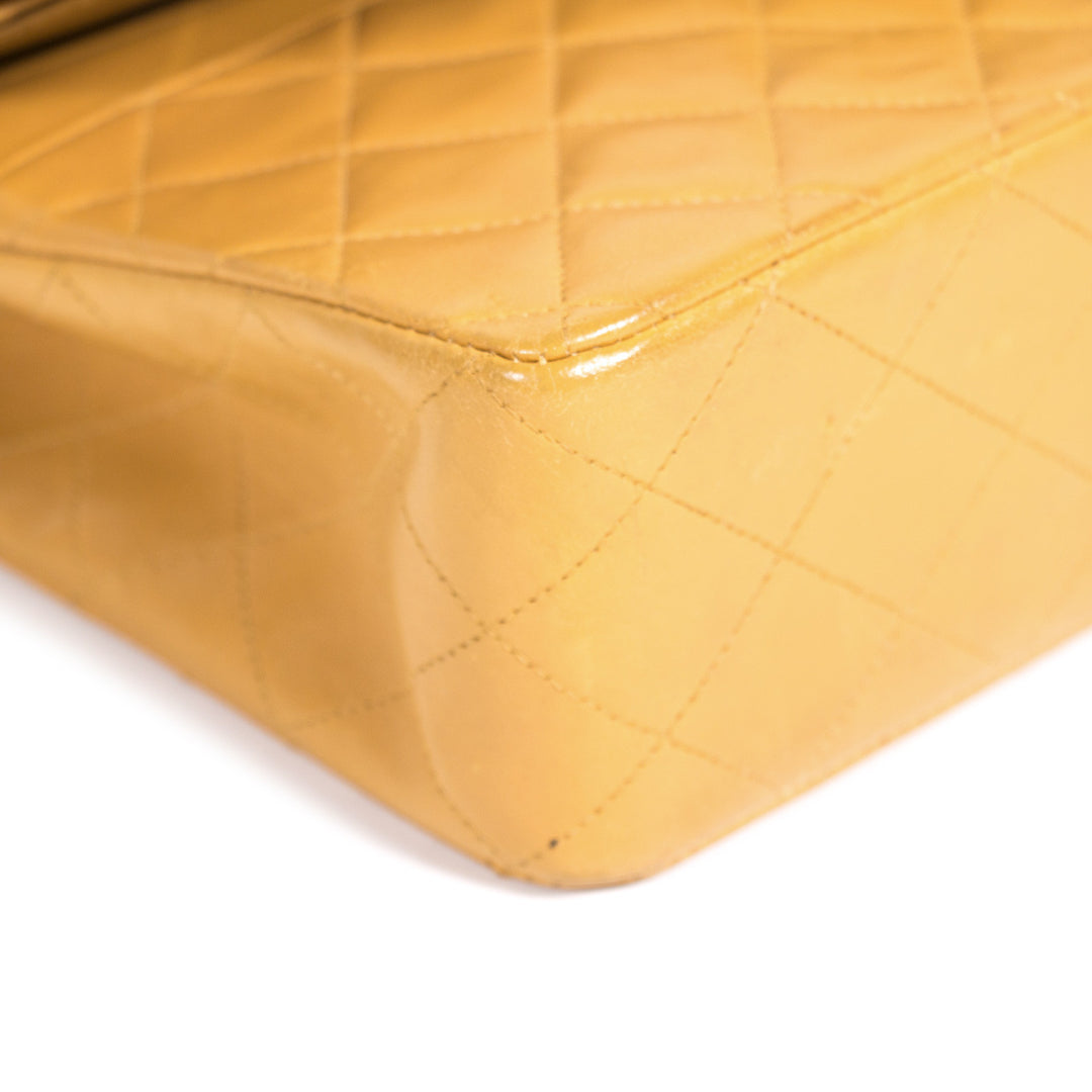 Chanel Medium Classic Double Flap Bag - revogue