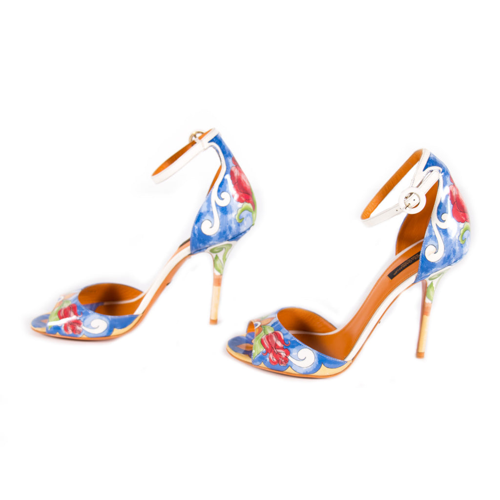 Dolce&Gabbana Keira Majolica Print Sandals Shoes Dolce & Gabbana - Shop authentic new pre-owned designer brands online at Re-Vogue